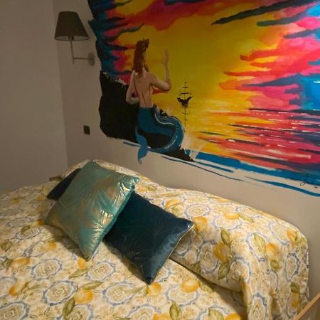 Partenope Comfort Apartment Naples Luaran gambar