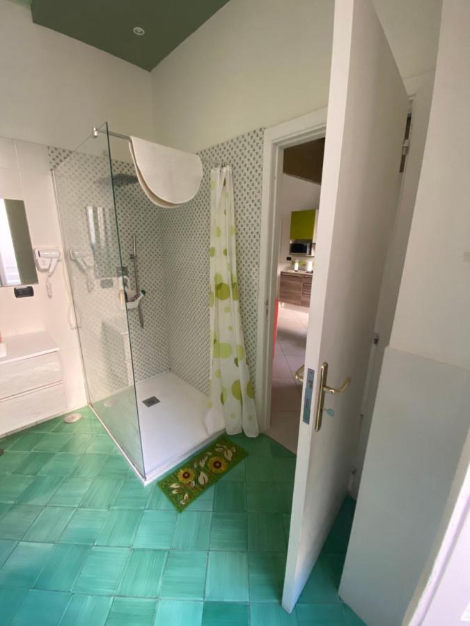 Partenope Comfort Apartment Naples Luaran gambar
